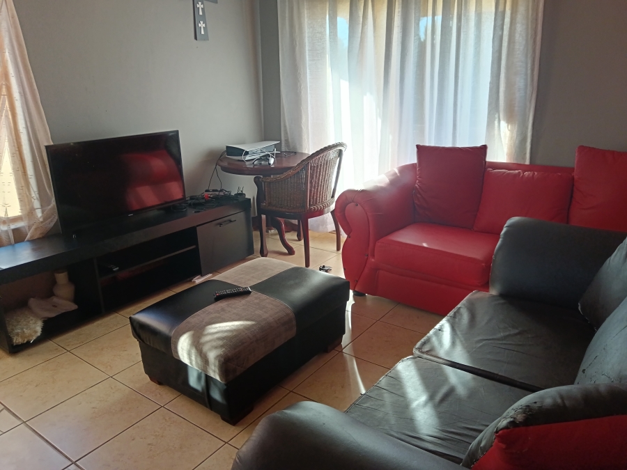 4 Bedroom Property for Sale in Vista Park Free State